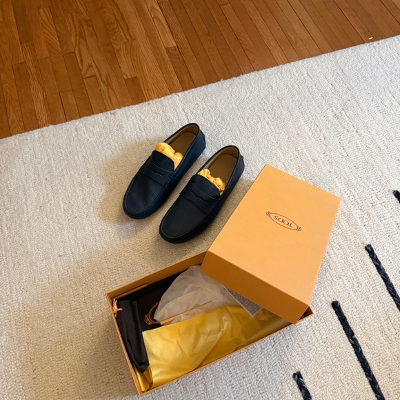 Tod’s Blue Gommino Loafer Men’s 8 (UK) main image 6